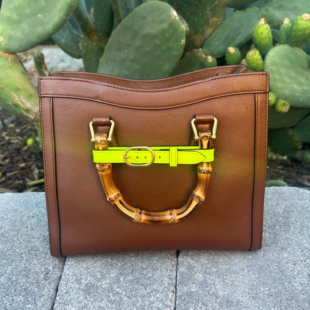 Gucci Bamboo Diana Crossbody - Picture 10 of 11